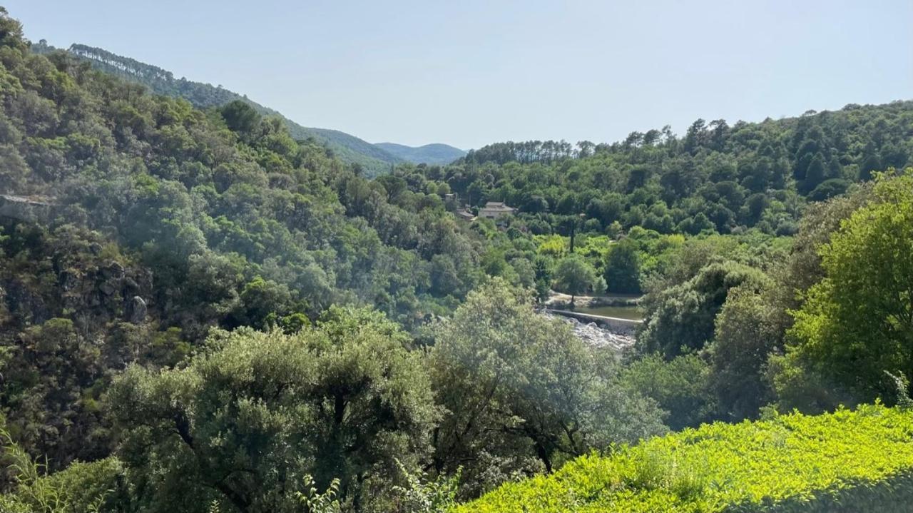 Hotel & Restaurant Les 3 Barbus Anduze Εξωτερικό φωτογραφία